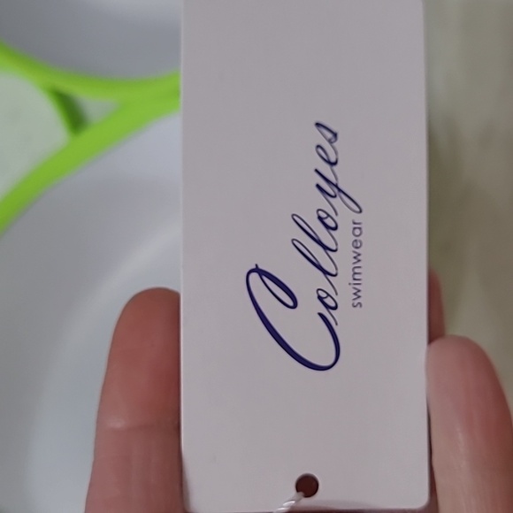 NWT Colloyes Neon Green Push-up Bikini Top size Small - Picture 6 of 8